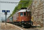 100 Jahre BLS: die formschne BLS Ae 6/8 205 mit ihrem  Swiss Classic Train  bei Halt in Hohtenn.