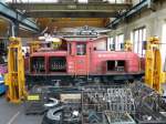 SBB - Fahrzeugausstellung in der SBB Werksttte Biel/Bienne mit der Rangierlok Ee 3/3  16410 anlsslich der 150 Jahre Feier des Jurabogens am 26.09.2010  