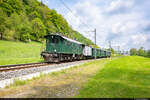 Anlässlich des Huttwiler Bahntag am 07.05.2022 ist VHE Be 4/4 102 unterwegs nach Langentahl und konnte hier bei Rohrbach aufgenommen werden