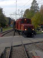 De6/6 15301 fhrt am 12.10.08 in Bretschwil ein.