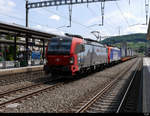 SBB - Loks 193 471-0 und 474 004-9 mit Güterzug bei der Durchfahrt im Bahnhof Sissach am 27.07.2019