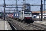 RailPool - Lok 91 80 6 186 103-8 mit Güterzug bei der durchfahrt im SBB Bahnhof Pratteln am 06.03.2022