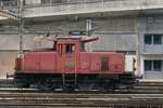 Seitenansicht von SBB Rangierellok 16458 in Bern am 23 September 2010.