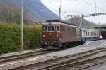 Re 4/4 194 steht am 25. April abfahrtsbereit in Interlaken Ost.