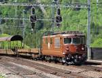 Re 425 169 (Re 4/4 169) mit ein autozug im Bf. Kandersteg - 16-06-2013