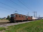 BLS - Re 4/4 179 und Re 4/4  171 vor Güterzug unterwegs bei Lyssach am 22.08.2015