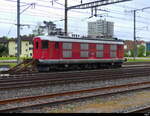 ex SBB ?? - Re 4/4  10016 abgestellt im Bahnhofsareal von Solothurn am 28.04.2024 ..  Standort des Fotografen Ausserhalb der Geleisanlage 