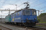 Doppeltraktion, mit den WRS Loks 430 115-6 und 430 114-9 durchfährt am 27.04.2023 solo den Bahnhof Pratteln.
