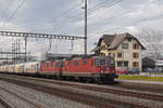 Doppeltraktion, mit den beiden De 4/4 420 265-1 und 420 283-4 durchfährt den Bahnhof Rupperswil.