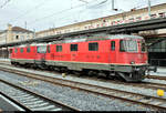 Nachdem die beiden Re 4/4 II SBB, bestehend aus 11304 (420 304-8) und 11198 (420 198-4), den Venice-Simplon-Orient-Express (VSOE) von Belmond Ltd.