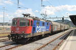 Re 420 307-1 am 14.7.2020 in Yverdon-les-Bains. In der Zwischenzeit erhielt diese Lok Werbung für Sparbillette.