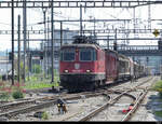 SBB - 420 255 vor Güterzug in Pratteln am 09.05.2022