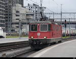 SBB - 420 300 im HB Zürich bei Rangierfahrt am 20.04.2023