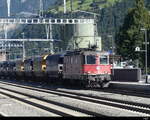 SBB - 420 331 mit Güterzug bei der durchfahrt im Bhf. Altdorf am 25.09.2023
