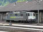 SBB - 421 383-1 in Grau vor dem Depot in Erstfeld am 08.05.2012