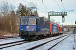 Re 421 371-6 & 484 013-8 & 482 039-5 SBB Cargo in Krefeld Oppum, am 14.02.2021.