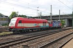 Am 26.05.2015 standen EVB 420 12 (223 032-4) und HSL Re 421 395-5  Suche Mieter oder Käufer.  abgestellt in Hamburg Harburg und warten auf ihren nächsten Einsatz.