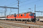Doppeltraktion, mit den Loks 11134 und 11304, durchfahren den Bahnhof Muttenz. Die Aufnahme stammt vom 10.03.2017.