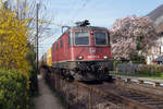 SBB: Frühling im Seeland mit der Re 420 277-6 vor einem Postzug bei Ligerz am 31.