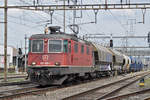 Re 420 289-1 durchfährt den Bahnhof Pratteln. Die Aufnahme stammt vom 09.04.2018.