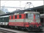 Re 4/4 II 11141  Swiss Express  in Chur.