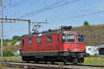 Re 420 297-4 durchfährt den Bahnhof Pratteln.