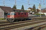 Re 420 163-8 durchfährt den Bahnhof Rupperswil. Die Aufnahme stammt vom 24.02.2020.