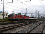 SBB - Loks 420 118 und 420 124 vor IR bei der durchfahrt in Prattelen am 25.09.2020