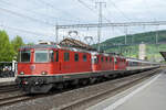 IC3 Zürich-Basel mit den Re 420 139, Re 420 130 und Re 420 136 der ersten Generation anlässlich der Bahnhofsdurchfahrt Sissach am 12.