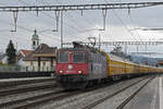 Re 420 346-9 durchfährt am 27.02.2023 den Bahnhof Rupperswil.
