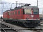 Eine sogenannte Re 10/10 bestehend aus Re 6/6 11611  Rti ZH  und Re 4/4 11315 stehen beschftigungslos in Buchs herum.