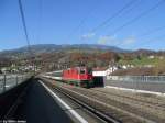 Re 4/4'' 11224 am 5.11.2010 mit dem IR 2173 nach locarno bei der Druchfahrt in Steinen. Von November bis Febraur verkehren die IR 21xx/22xx ohne den Bpm51.