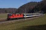 Re 4/4 II 11151 zieht am 10.3.12 den RE 3320 von Wynigen Richtung Burgdorf.