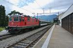 Eidg. Turnfest Biel/Bienne: Re 4/4 II 11204 mit 11 Wagen als Extrazug Biel - Zrich Altstetten-St. Gallen - Buchs SG, Solothurn West, 23.06.2013.