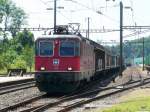 SBB - Re 4/4 11179 vor Gterzug in Cossonay am 17.06.2013