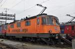 Re 4/4 II 11320 Interregio Cargo am Güterbahnhof Muttenz. Die Aufnahme stammt vom 13.01.2014.