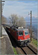 Die SBB Re 4/4 II 11139 erreicht in Kürze mit ihrem IR 2169 Basel - Locarno sein Ziel.