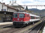 SBB - Re 4/4 11122 mit IC bei der durchfahrt in Liestal am 16.04.2016