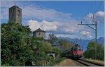 Die SBB Re 4/4 II 11158 erreicht mit ihrem IR 2421 von Zürich nach Locarno in Kürze ihr Ziel.