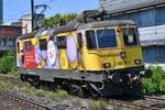 Re 420 307-1 bei der Durchfahrt durch Brugg AG als Lokzug in Richtung Baden. Aufgenommen am 07.08.2020.