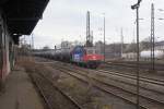 421 384-9 der SBB bei der Einfahrt in den Seelzer Rangierbahnhof,sie sollte heut nicht die letzte sein,die Kesselwagen brachte.Fotografiert am 28.03.2009