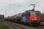 SBB Cargo 421 386 am 10.7.13 mit einem Kesselzug in Dsseldorf-Rath.