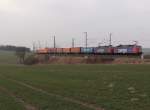 421 xxx und 421 xxx mit eine Containerzug am 24.03.15 bei Gutenfürst.