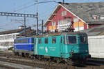 Widmer Rail Services.
WRS Lokzug mit Re 430 114 SYNOPSIS und Ae 1042 007, ehemals ÖBB, in Oensingen am 28. März 2022.
Fotostandort Perron, Bildausschnitt Fotoshop.
Foto: Walter Ruetsch