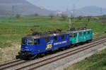 Lokzug ab Cornaux der WRS Widmer Rail Services AG bestehend aus den Re 430 114 und Re 430 115 zwischen Wangen an der Aare und Niederbipp unterwegs am 1. April 2019.
Foto: Walter Ruetsch