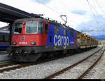 SBB - 430 356 mit Schotterwagen im Bhf. Lyss am 07.10.2021