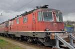 Re 4/4 III 11353 beim Güterbahnhof in Muttenz.