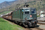 SBB: Cementzug mit der Re 430 364-0 in in Reuchenette-Péry am 19.