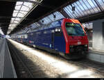 SBB - S-Bahn Zürich mit der Lok 450 015-3 im HB Zürich am 13.03.2022