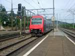 SBB: Eine Komposition der S12 nach Seen war am 31.7.09 mit der Re 450 110  Hittnau  im Bahnhof Killwangen-Spreitenbach zu sehen.